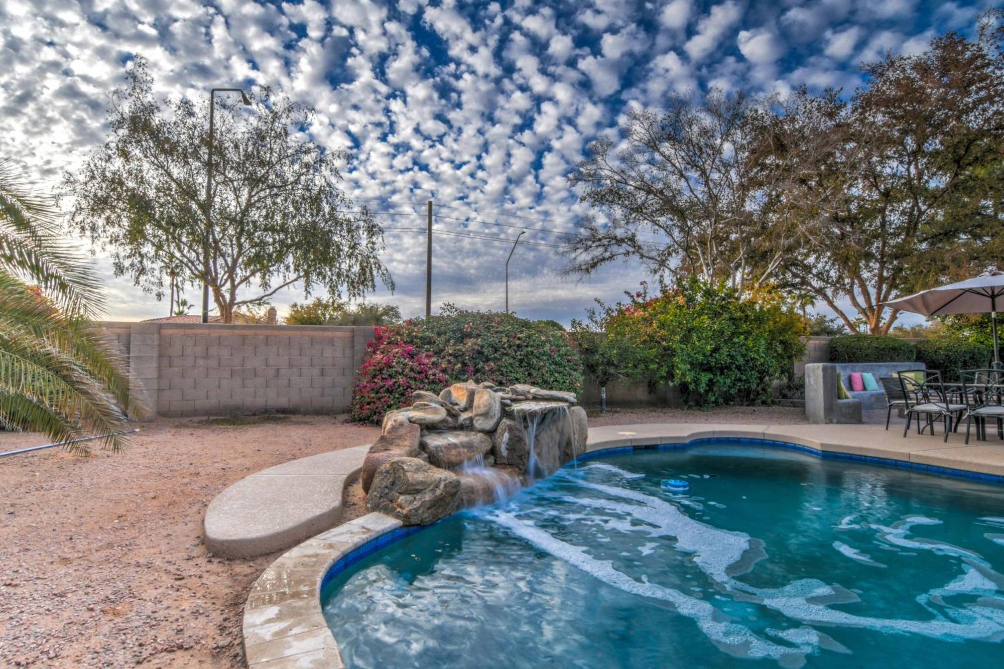 Route 66 Oasis In Downtown Gilbert With Heated Pool & Mini Golf Villa Exteriör bild