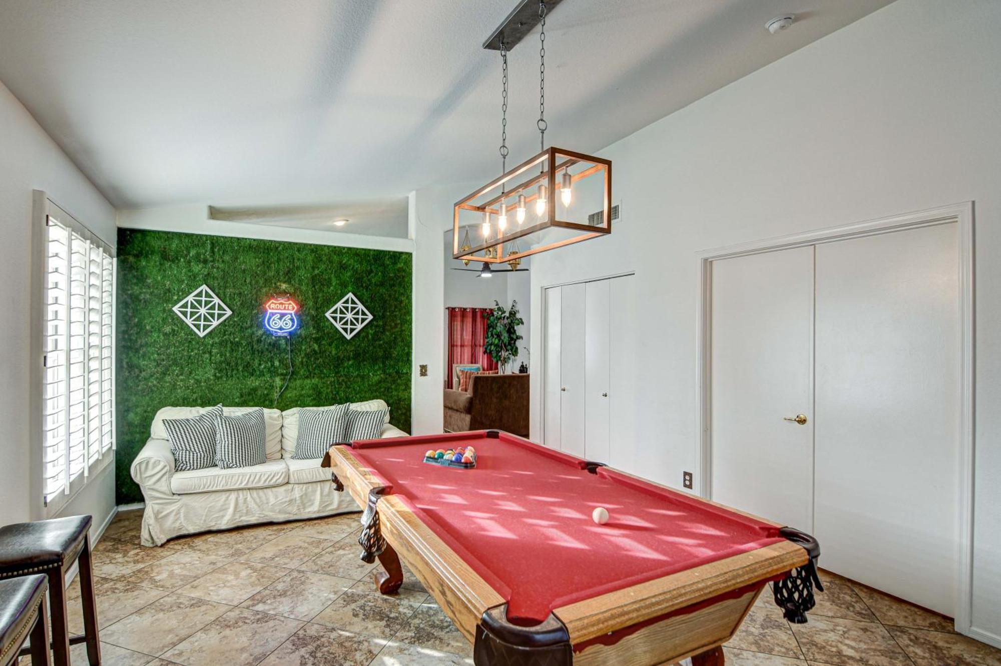 Route 66 Oasis In Downtown Gilbert With Heated Pool & Mini Golf Villa Exteriör bild