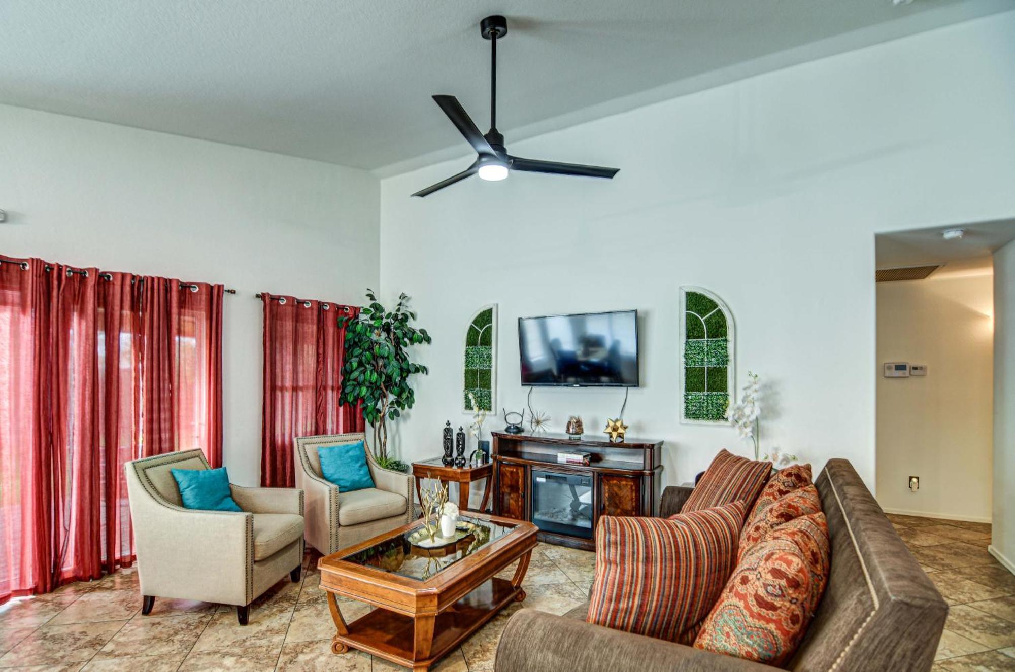 Route 66 Oasis In Downtown Gilbert With Heated Pool & Mini Golf Villa Exteriör bild